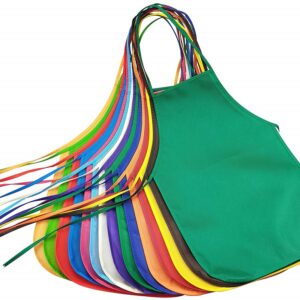 Non-woven apron with dots